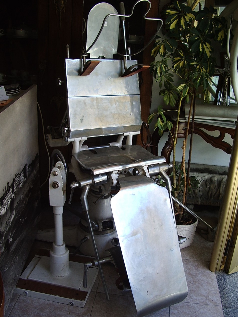 sillon antiguo cirujano completo 14.000 €